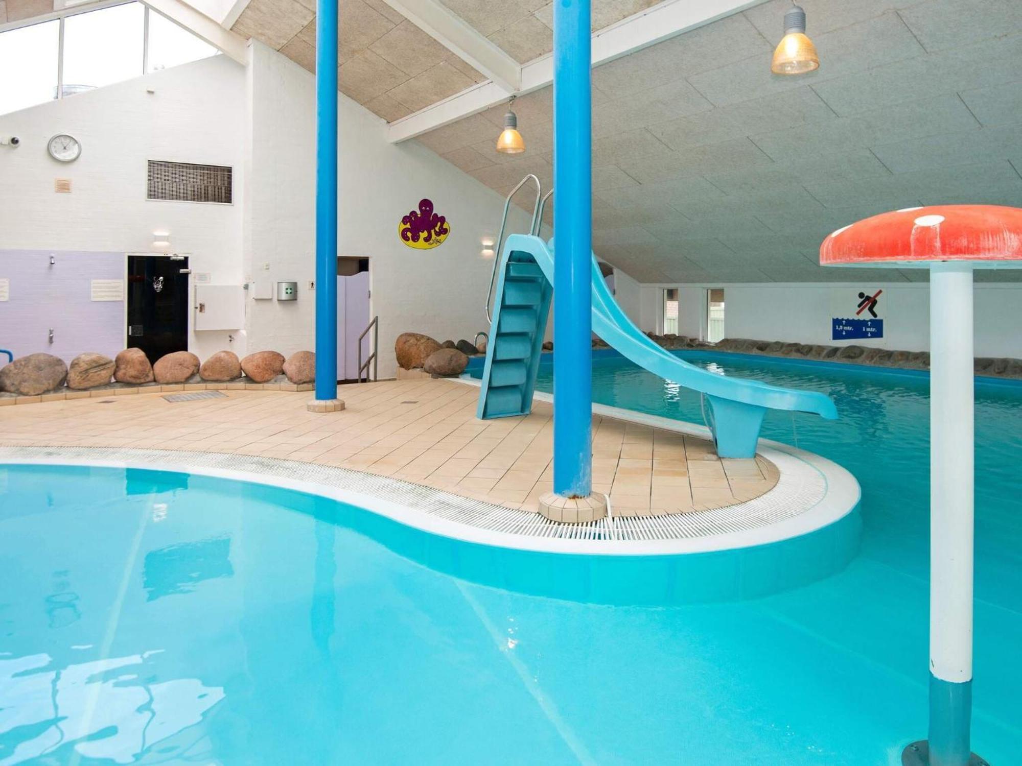 6 Person Holiday Home On A Holiday Park In Hemmet Bagian luar foto