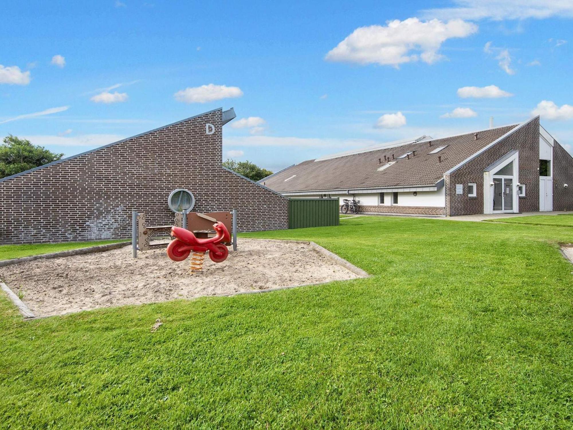 6 Person Holiday Home On A Holiday Park In Hemmet Bagian luar foto