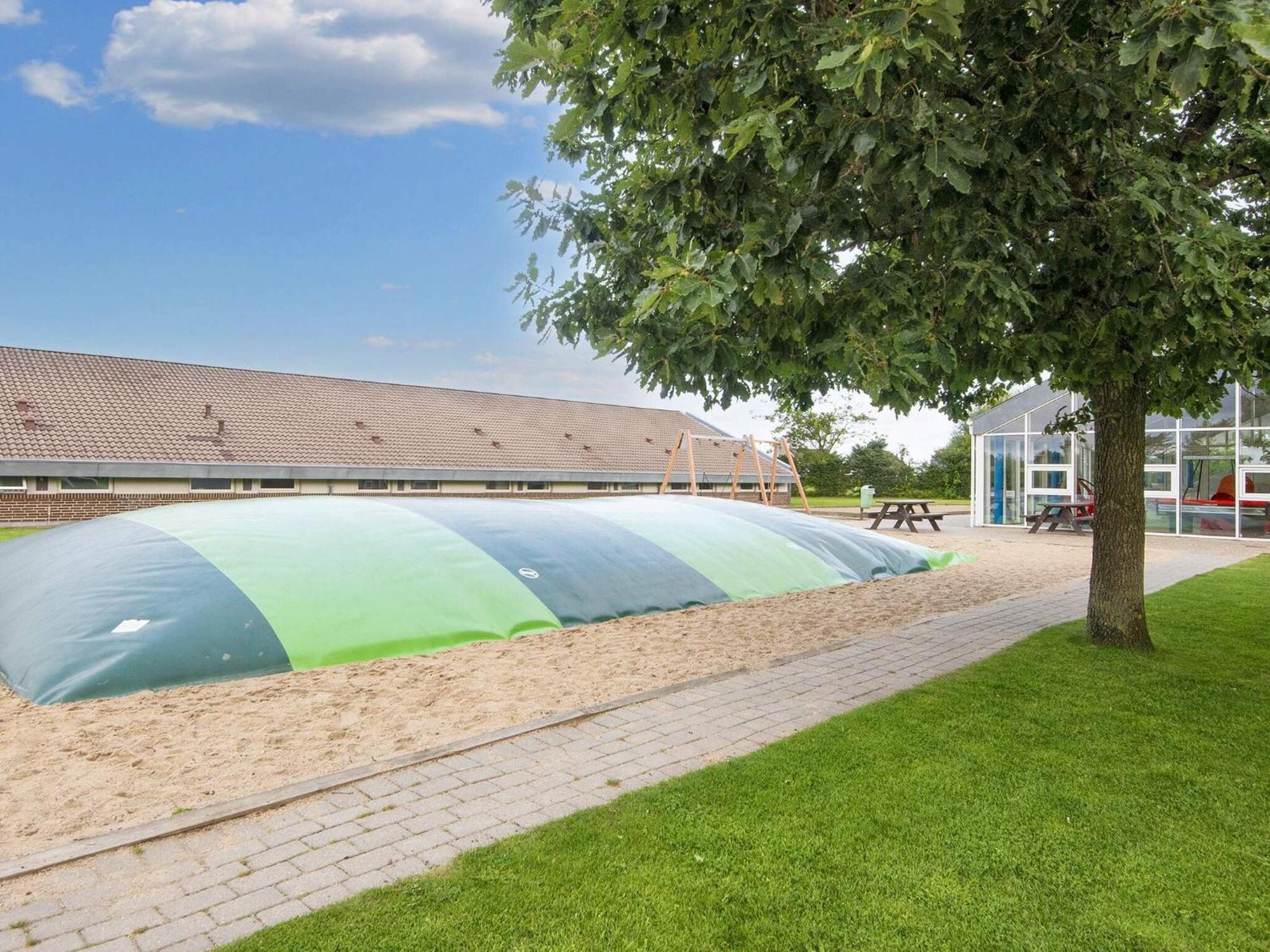 6 Person Holiday Home On A Holiday Park In Hemmet Bagian luar foto